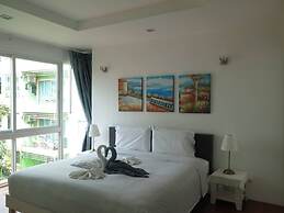 6-18 - 3 Bdr Spacious Penthouse With Shared Pool