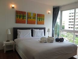 6-18 - 3 Bdr Spacious Penthouse With Shared Pool