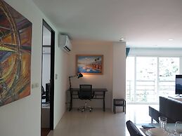 6-18 - 3 Bdr Spacious Penthouse With Shared Pool