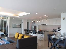 6-18 - 3 Bdr Spacious Penthouse With Shared Pool