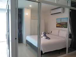 6-18 - 3 Bdr Spacious Penthouse With Shared Pool