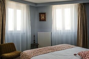 Hôtel La Pièce
