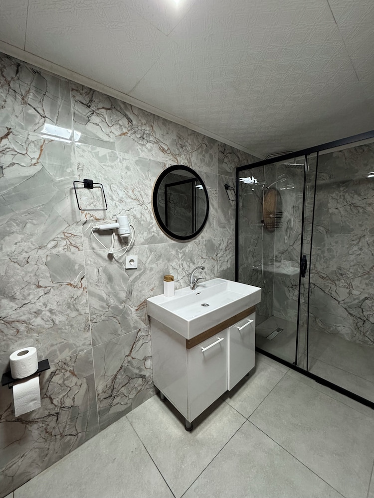 Taş Mahall Luxury Hotel