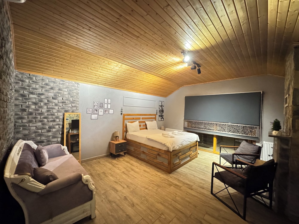 Taş Mahall Luxury Hotel