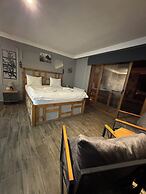 Taş Mahall Luxury Hotel