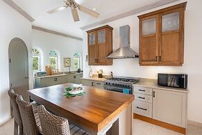 Sugar Hill - Fiddlesticks 3 Bedroom Villa