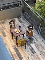 718 Rufino Petit Hotel
