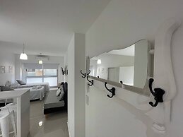 Studio In San Telmo- Paseo De La Cisterna- 529