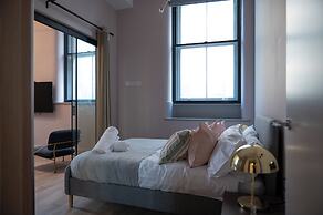 Luxury Stunning 2bed Apt City Centre