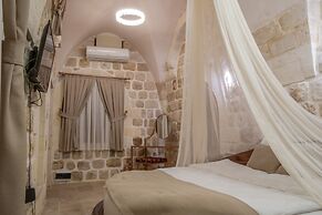 Ana Talia House