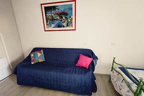Functional Studio With Balcony