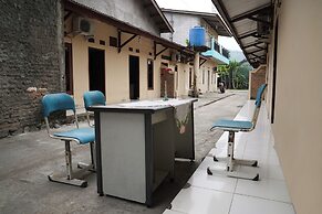 Hotel O Penginapan Raja