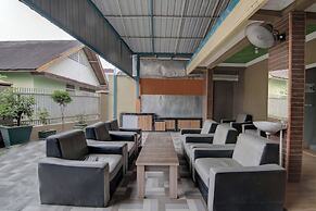 OYO 92833 Penginapan Syariah