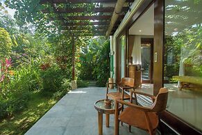 Villa Lembah Damai
