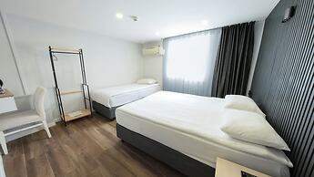 Legend Tulip Hotel