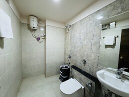 Hotel Tirth by Sonu Cafe