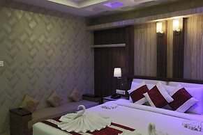 HOTEL BLUE BIRD