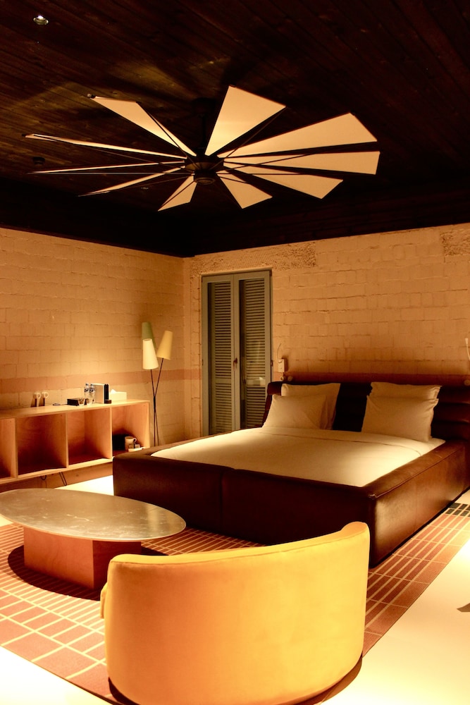 Rooms Hotel Batumi
