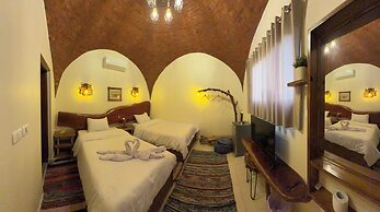 Sahure Pyramid View Inn
