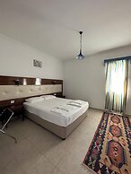 Eskiyali Otel