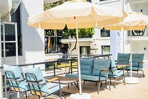 Marla Suite Hotel