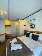 Marla Suite Hotel