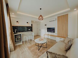 Marla Suite Hotel