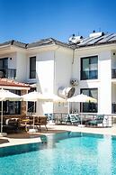 Marla Suite Hotel