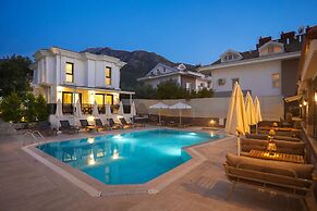 Marla Suite Hotel