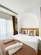 Marla Suite Hotel