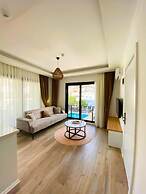 Marla Suite Hotel