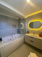 Marla Suite Hotel