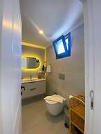 Marla Suite Hotel