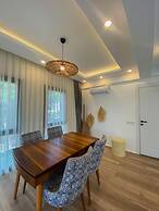 Marla Suite Hotel
