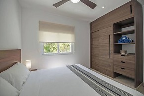 Spectacular Apartment Rooftop Hot Tub