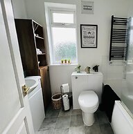 Remarkable 2-bed House in Coventry