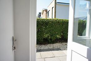 Fantastic 2 Bedroom, Spacious and Great Location!