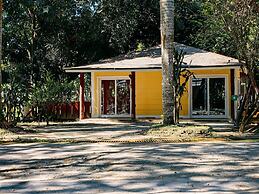 Hotel Cabañas River Park