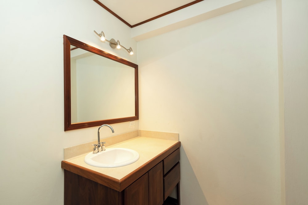 PUR Private Suites