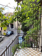 35 Arsena St