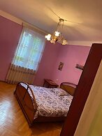 35 Arsena St