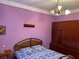 35 Arsena St