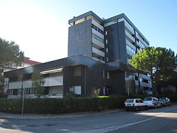 Modern Flat at Grado Pineta With Terrace