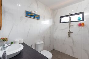 Villa Ambalika by Villa Finder