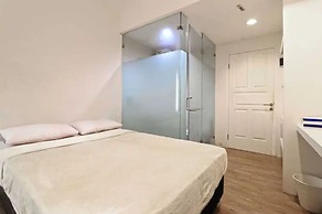 Rumah Kayu Manis Bintaro