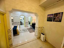 Hinduja Haveli