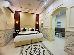 Hinduja Haveli