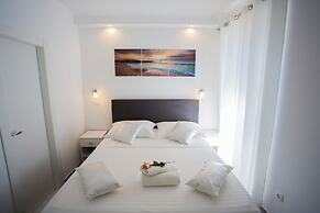 Nirvana Garden Rooms