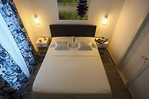 Nirvana Garden Rooms