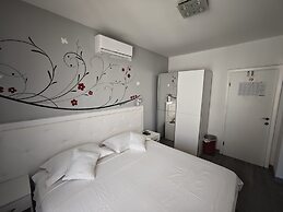 Nirvana Garden Rooms